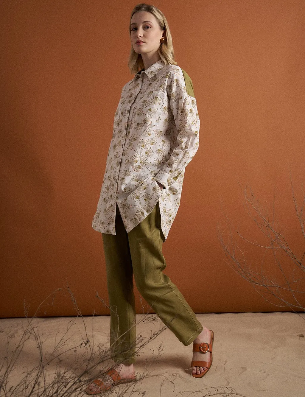 Floral Pattern Double Pocket Natural Fabric Tunic Olive-Optic White